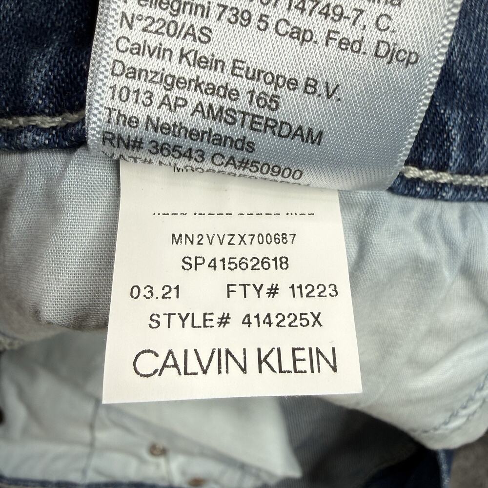 Calvin Klein Jeans Men's Size 30 Blue Denim Shorts Straight Fit 10” Inseam - Picture 6 of 8